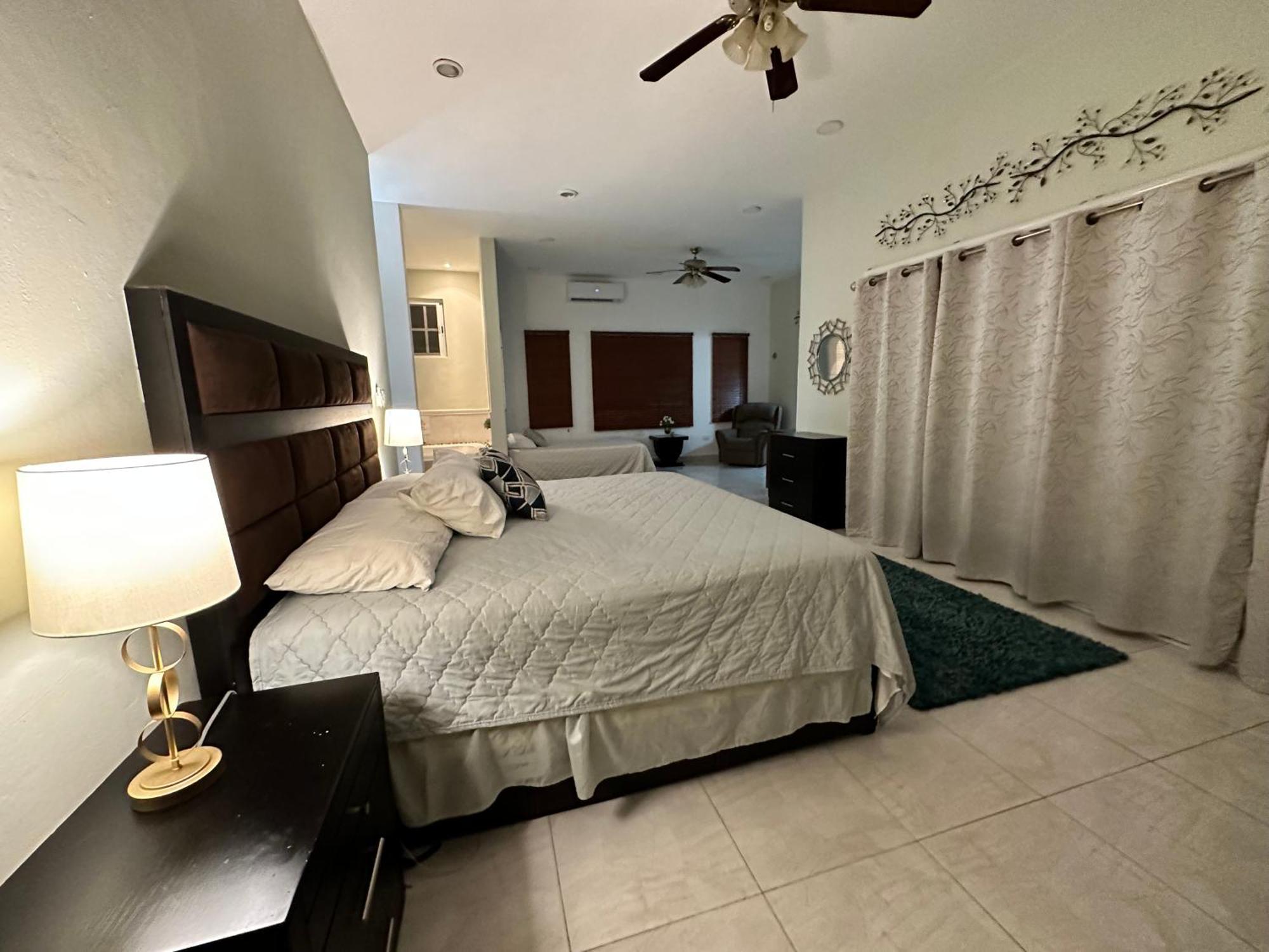 Casa Sasha'S Mini Palace Cancún Exterior foto