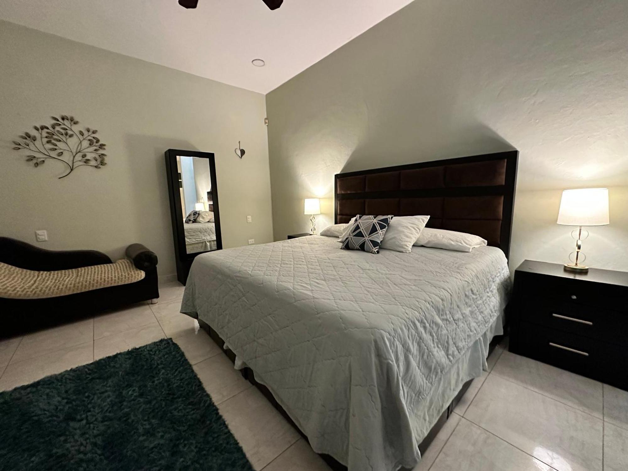Casa Sasha'S Mini Palace Cancún Exterior foto