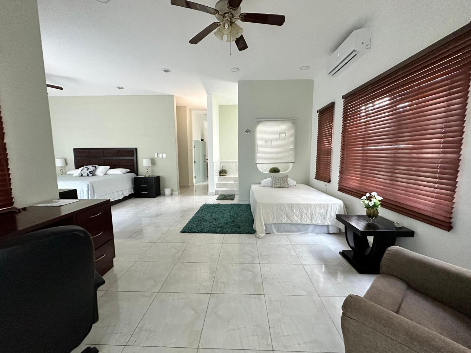 Casa Sasha'S Mini Palace Cancún Exterior foto
